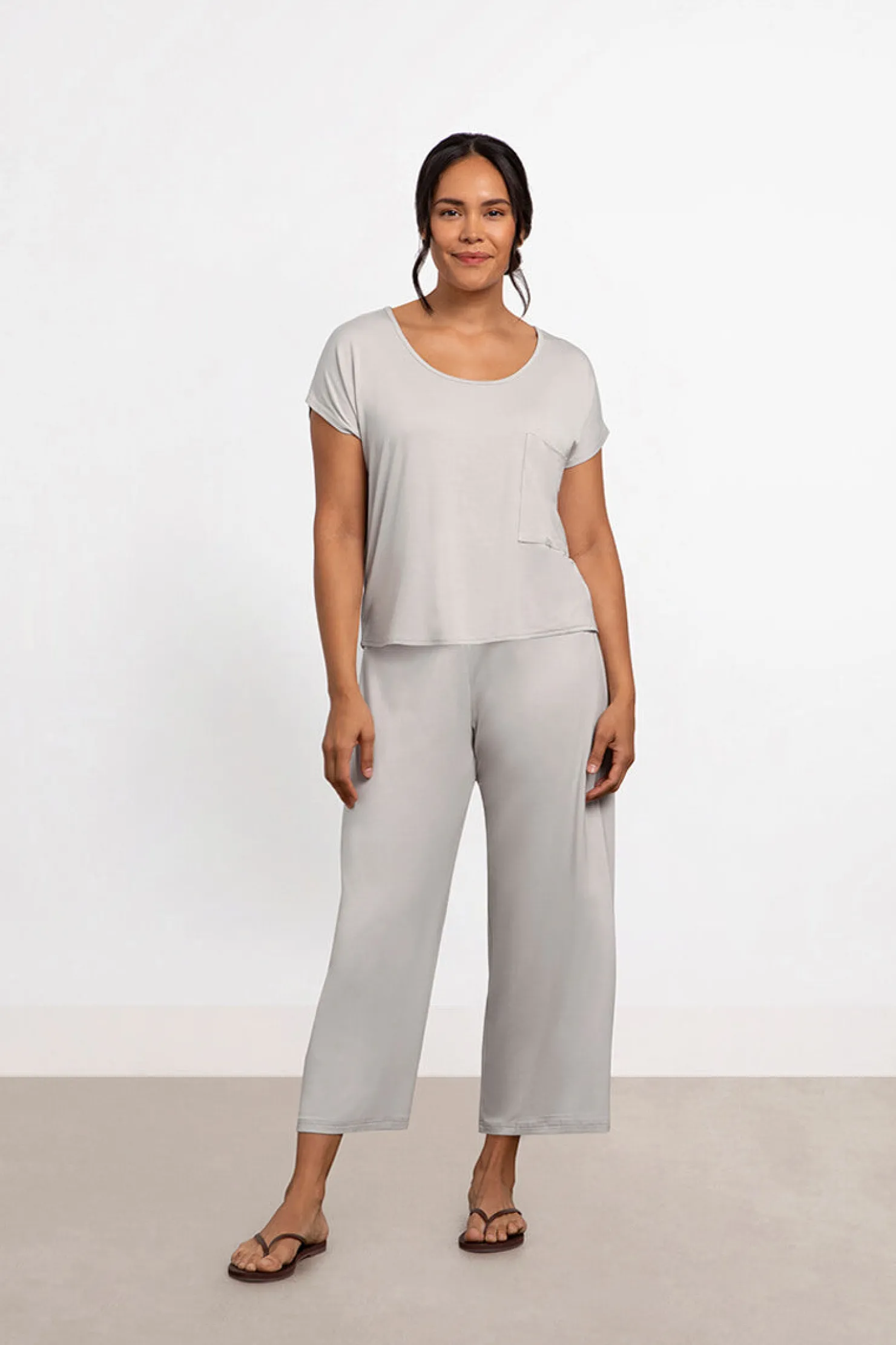 Sympli Tops>Bamboo Dolman Pocket Top Chino