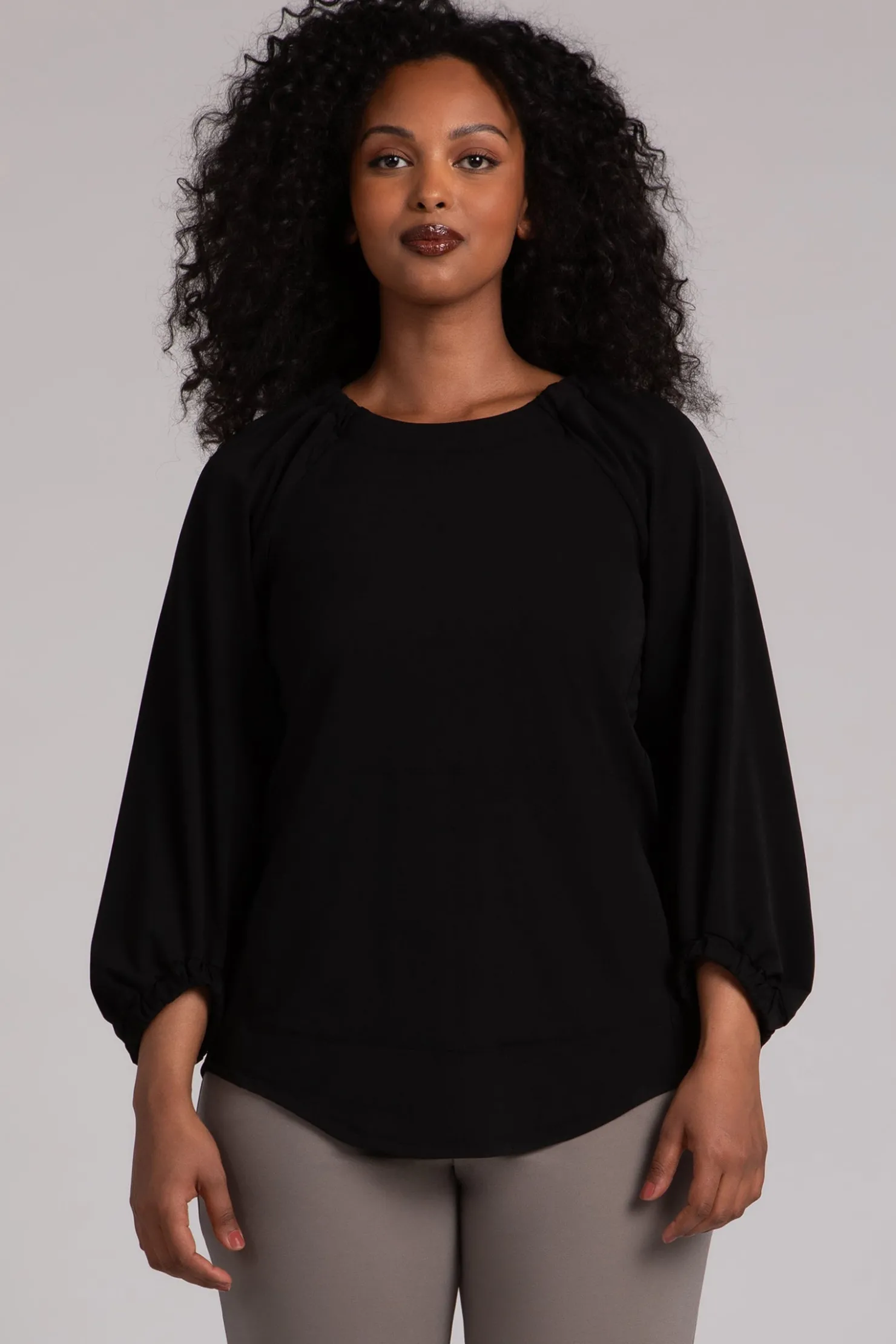 Sympli Tops>Fleece Back Jersey Move Pullover with Elastic Cuff Black