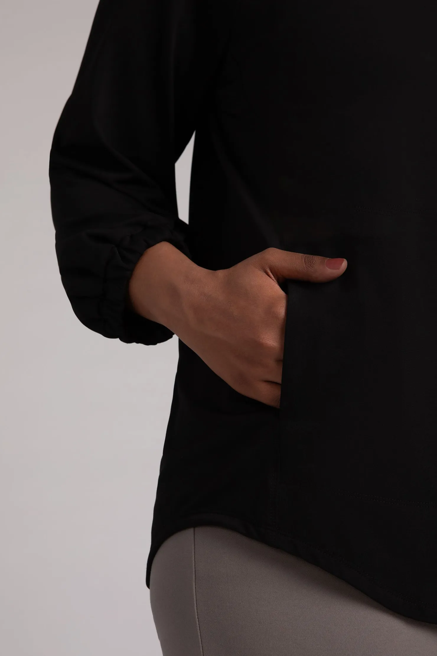 Sympli Tops>Fleece Back Jersey Move Pullover with Elastic Cuff Black