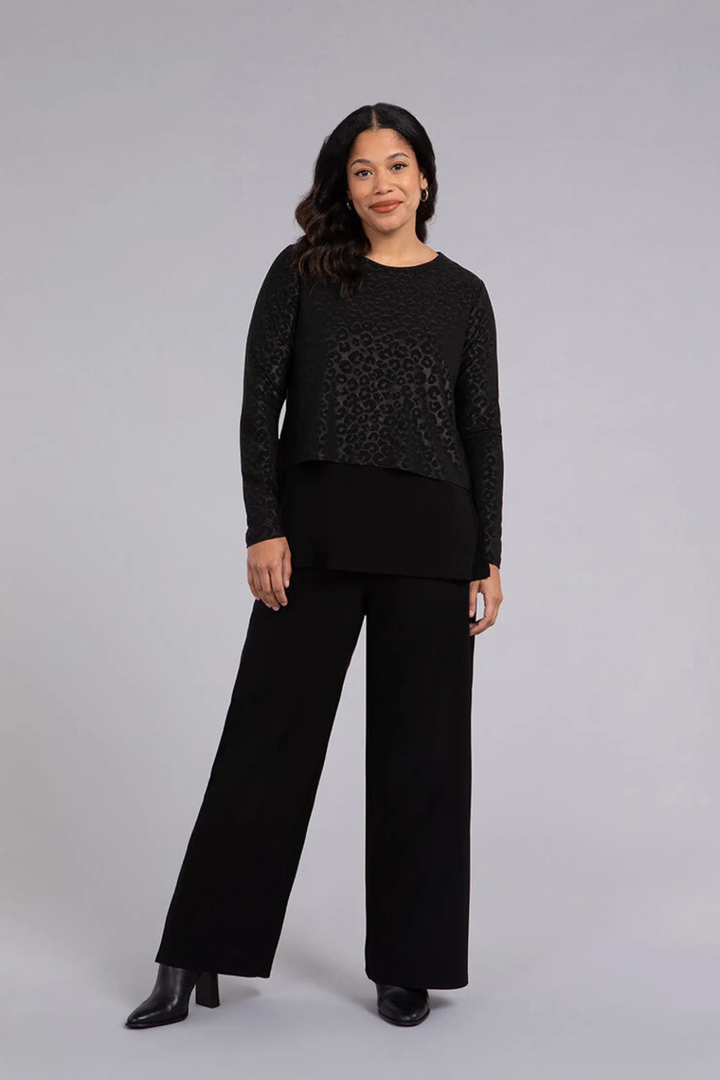 Sympli Tops>Go To Cropped T BlackAnimalEmboss
