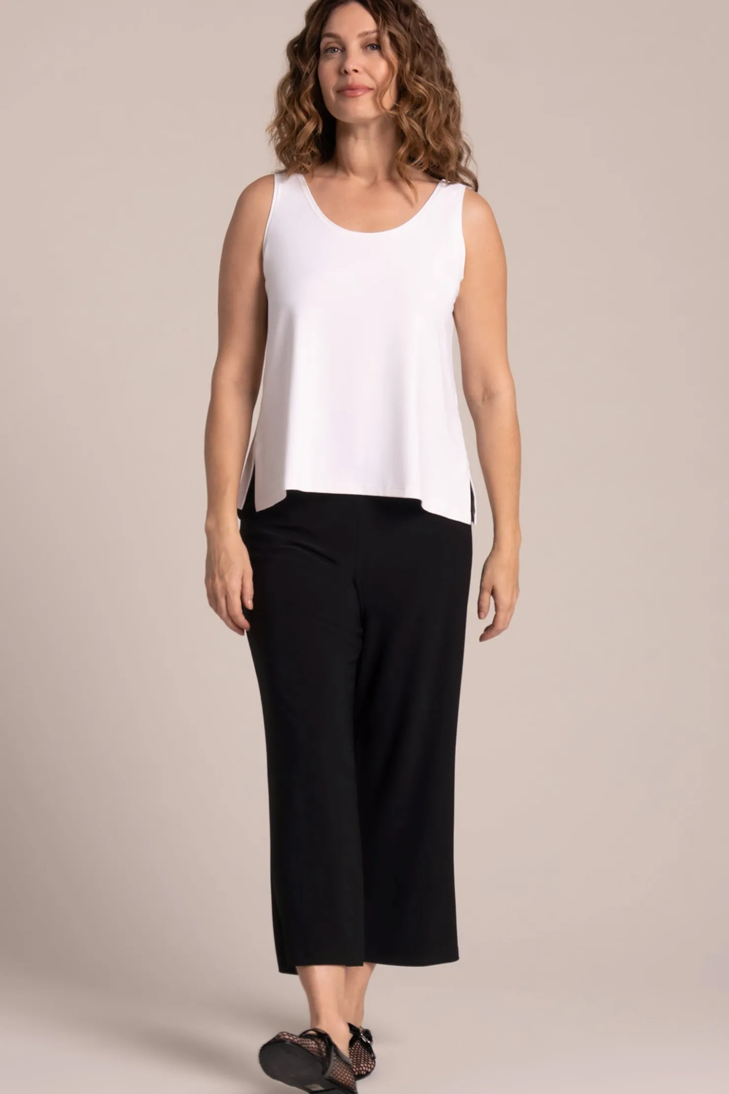 Sympli Tops>Go To Tank Relax Short White