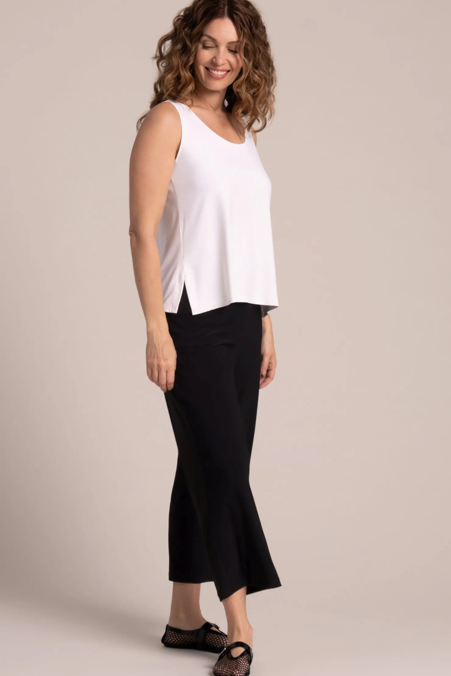 Sympli Tops>Go To Tank Relax Short White