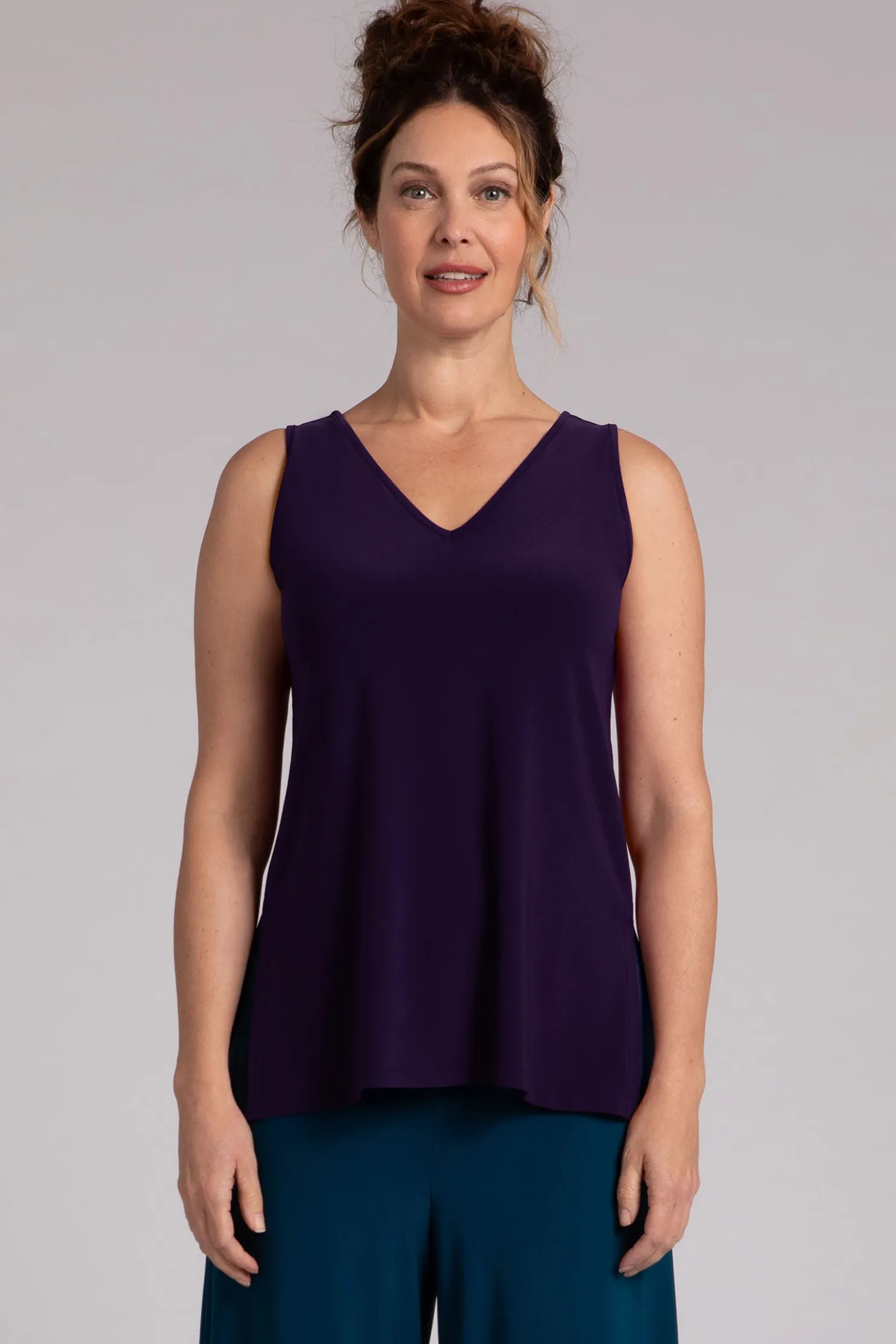 Sympli Tops>Go To V-Neck Tank Relax Blackberry