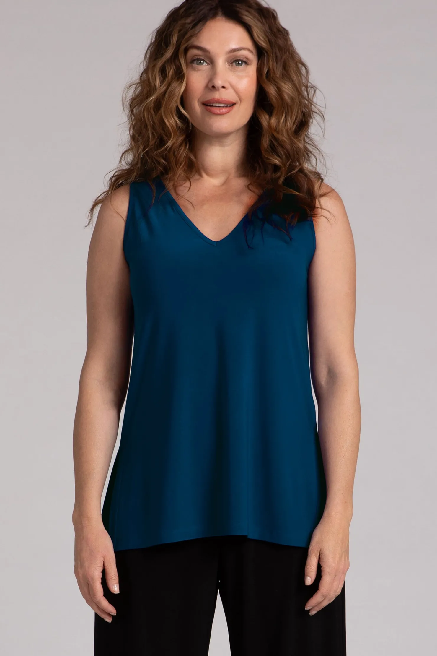 Sympli Tops>Go To V-Neck Tank Relax Atlantis