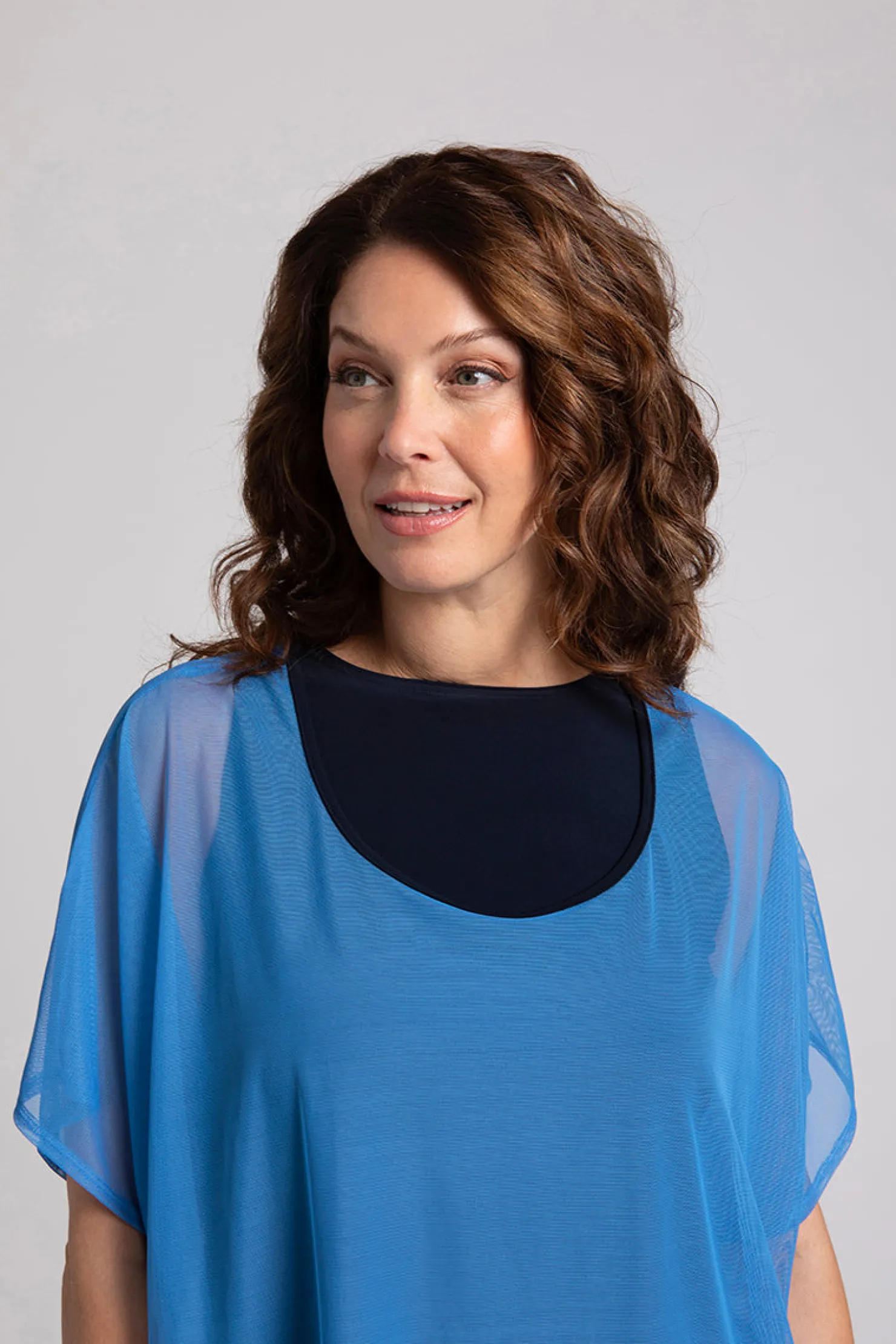 Sympli Tops>Mesh Slit Back Tunic Marine