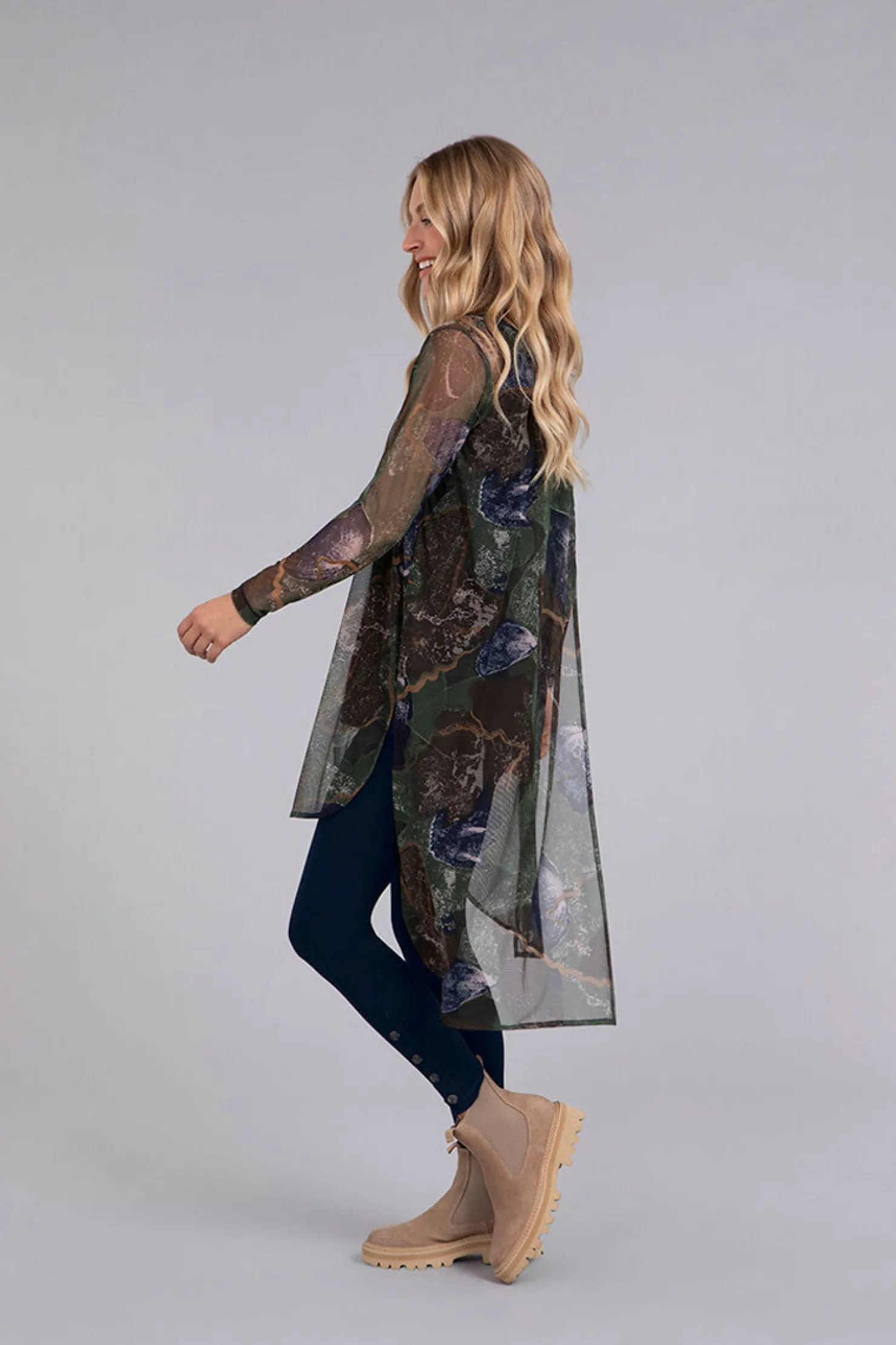 Sympli Tops>Mesh Step Hem Tunic AbstractFloral