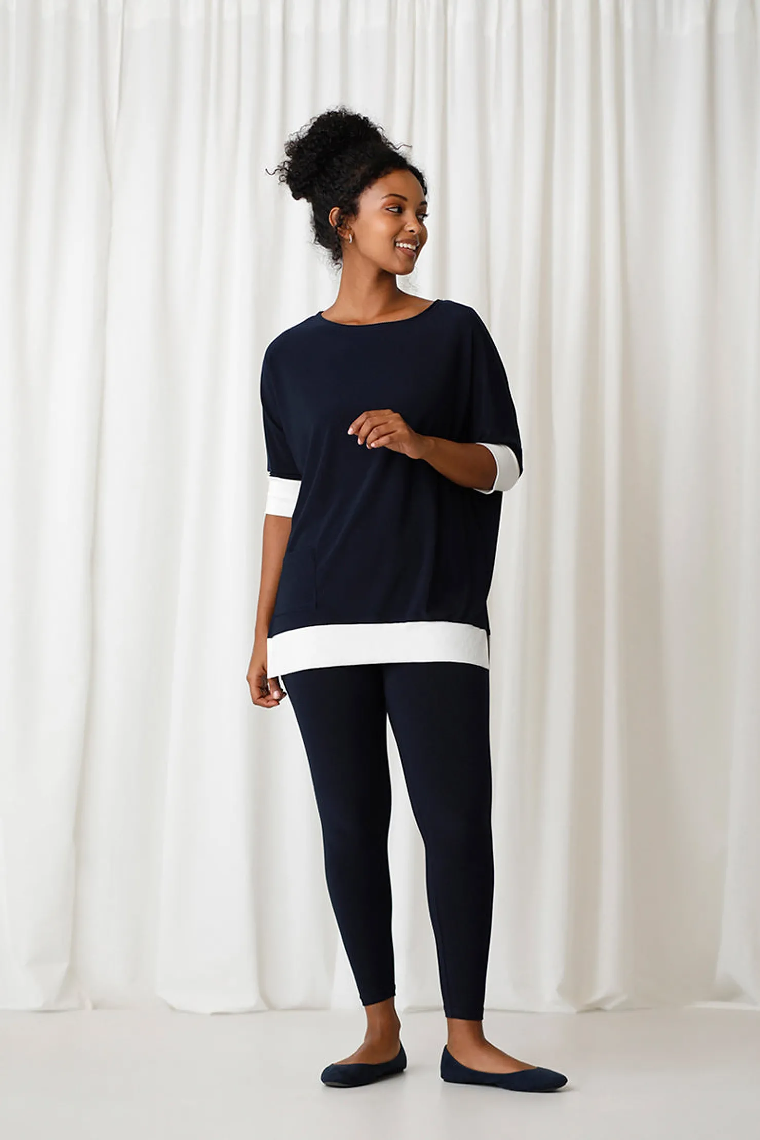Sympli Tops>Motion Pocket Boxy Tunic Navy/Wht