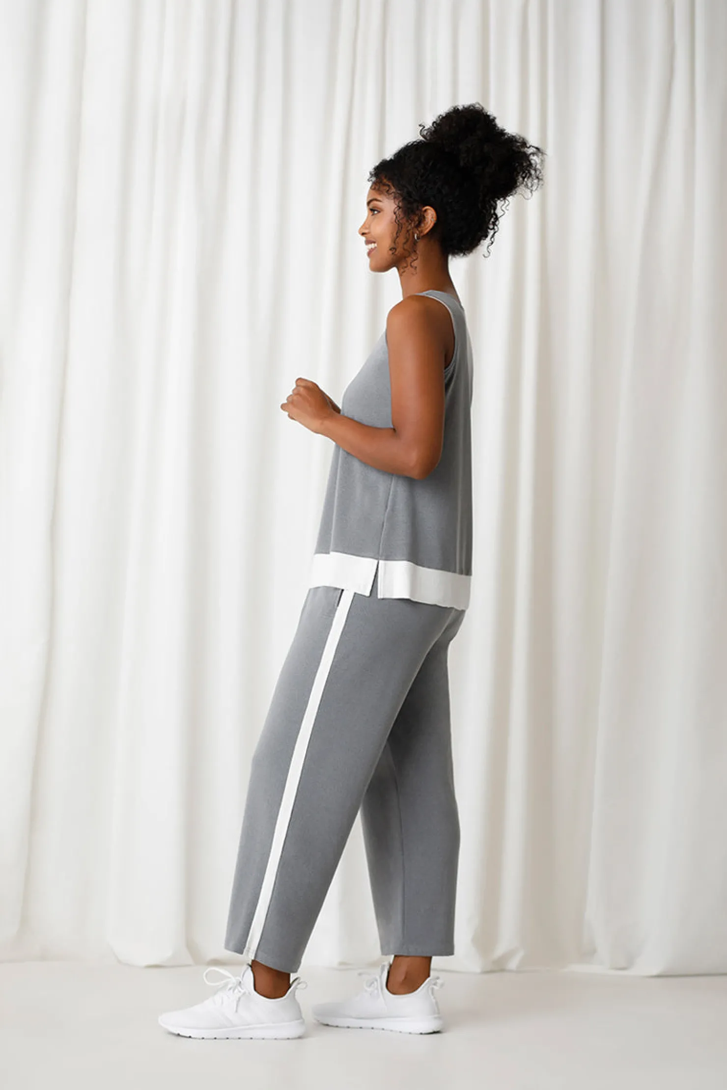 Sympli Tops>Motion Tank MelangeSilver/Wht