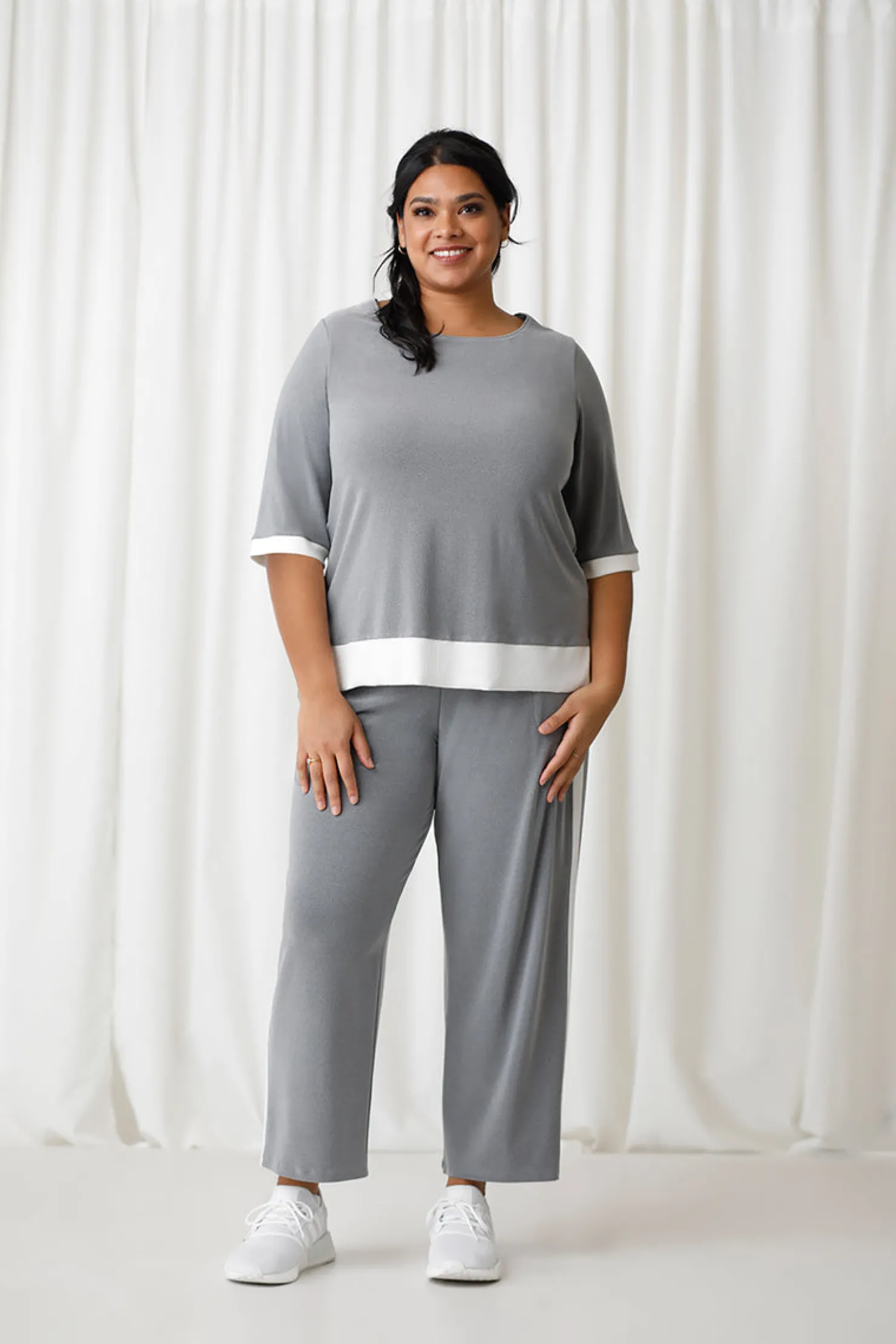 Sympli Tops>Motion Trim Top Plus MelangeSilver/Wht