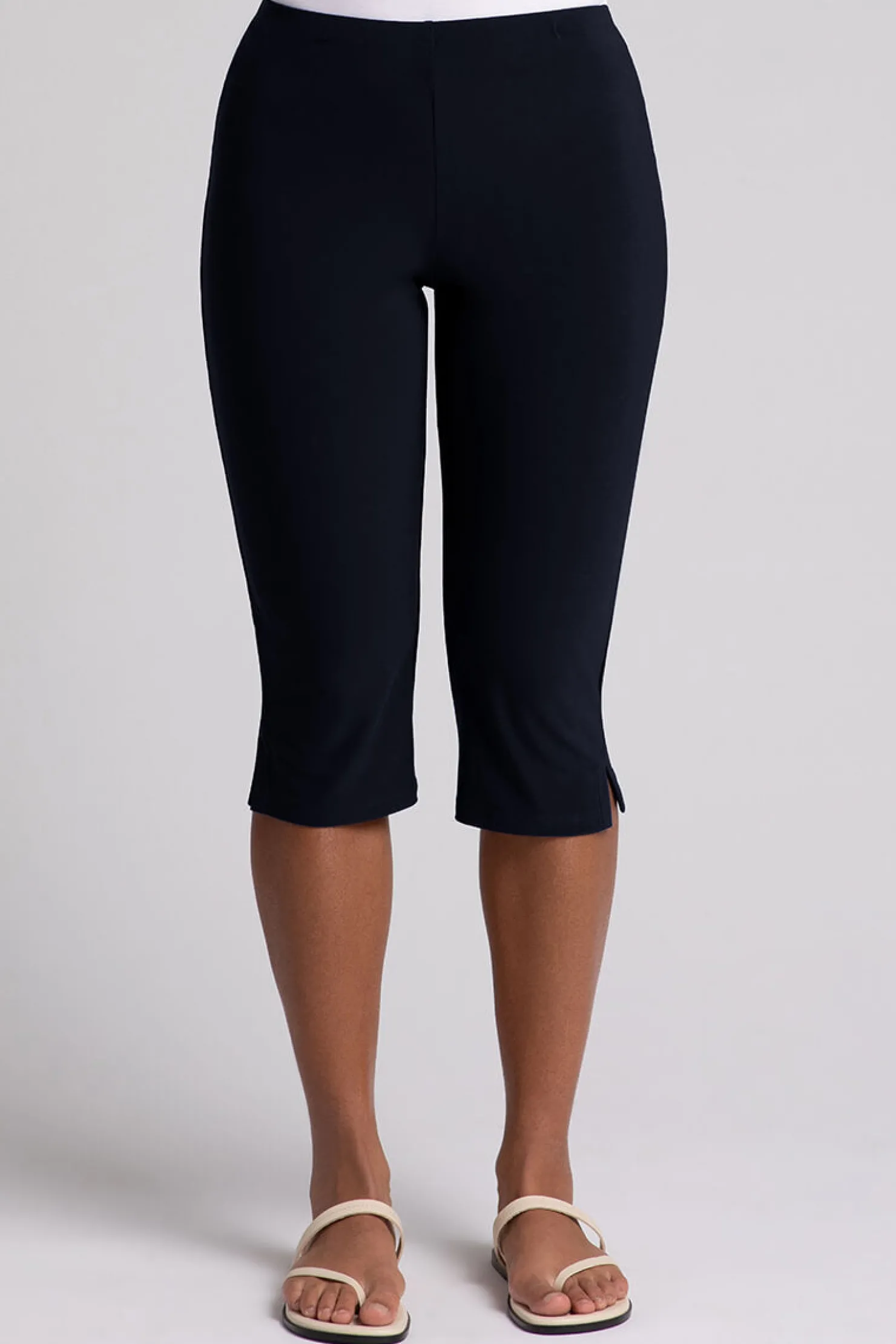Sympli Bottoms>Narrow Capri Navy