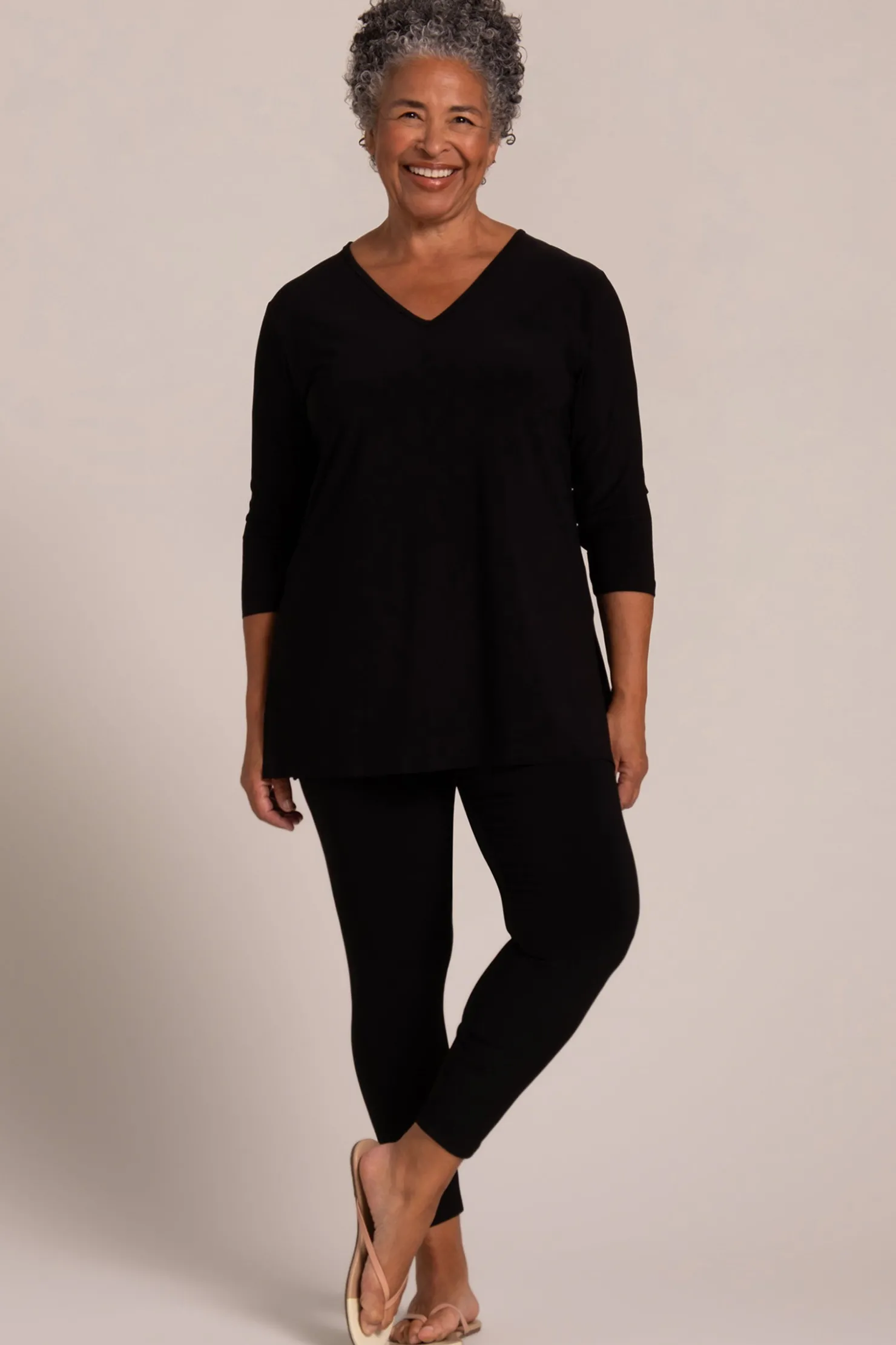 Sympli Tops>Nu Ideal V-Neck Tunic Black