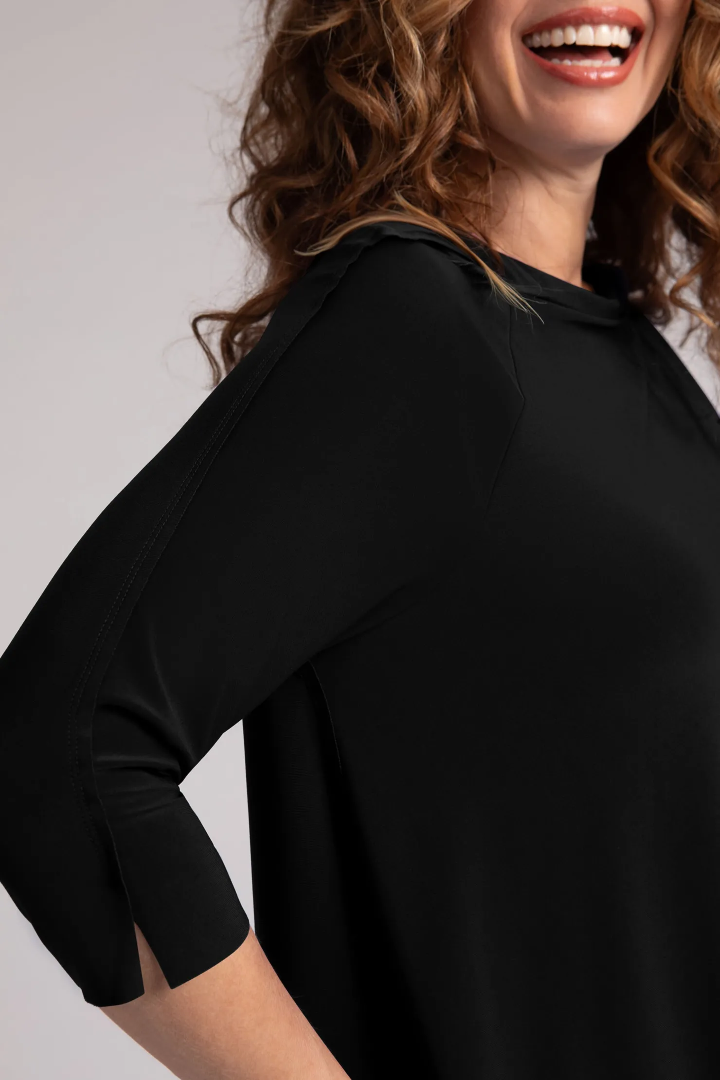 Sympli Tops>Raglan Handkerchief Top Black