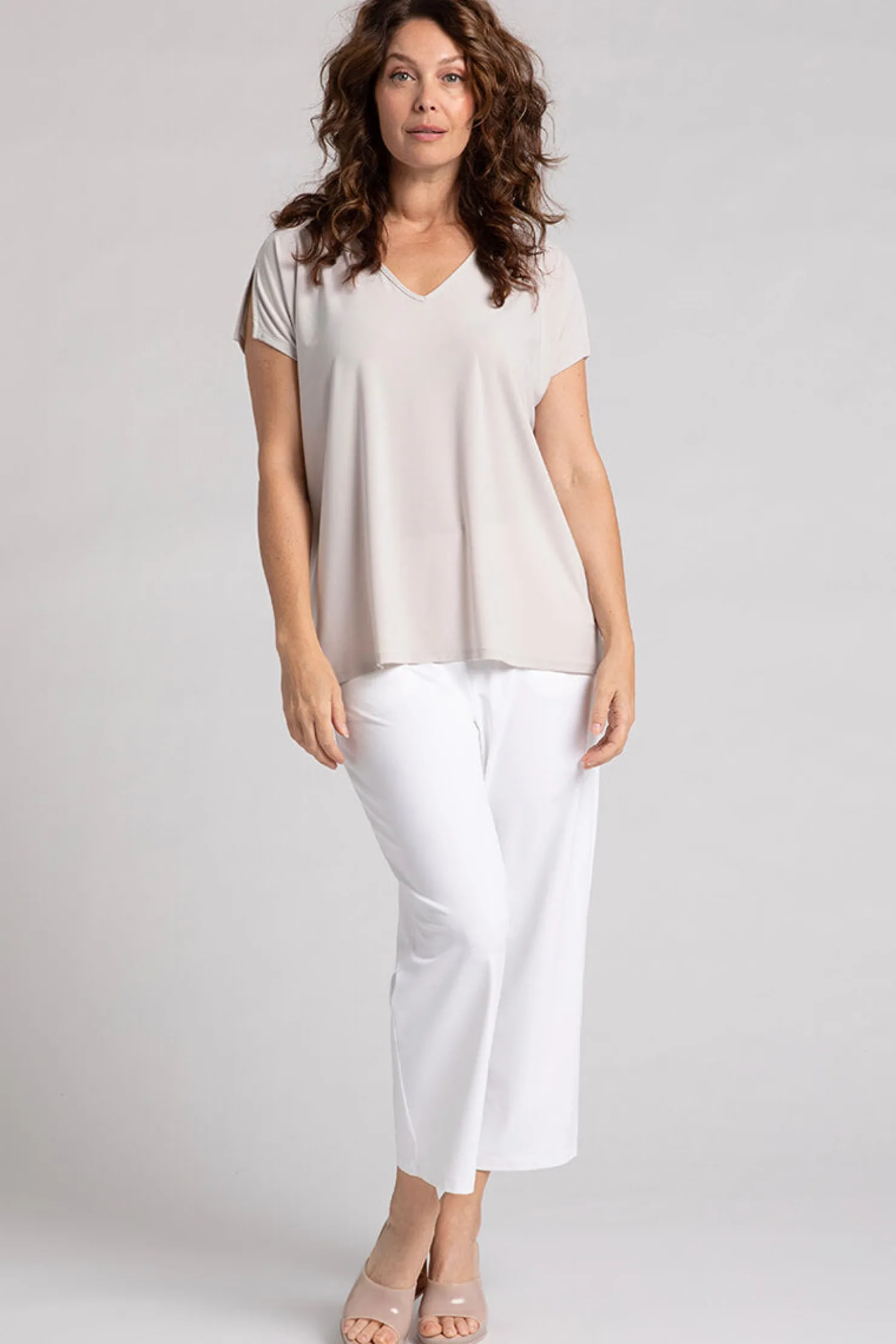 Sympli Tops>V-Neck Slit Sleeve Top Cashew